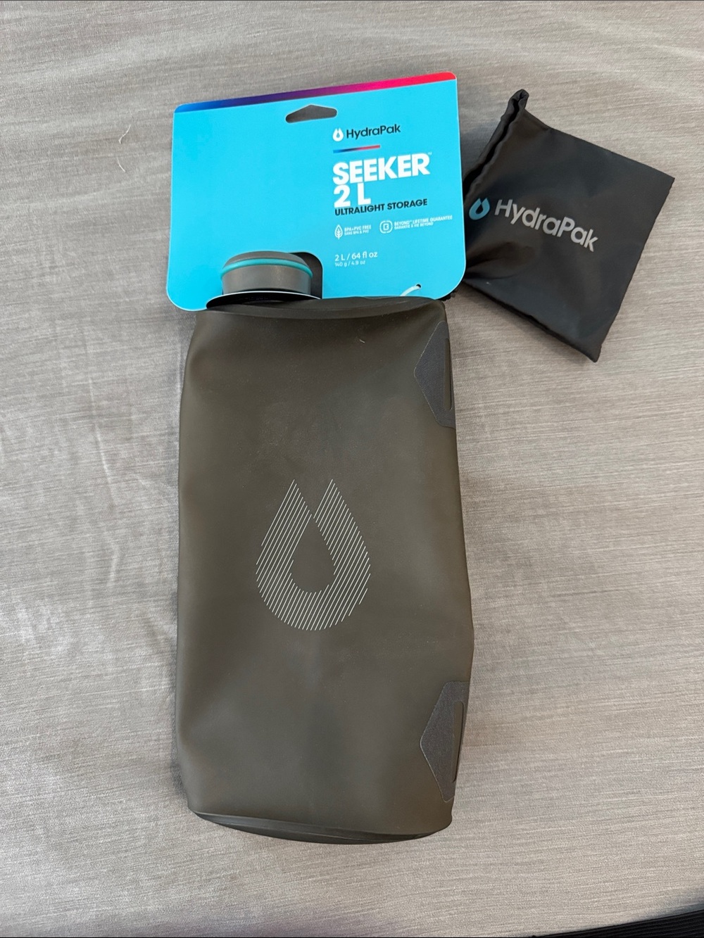 HydraPak Seeker 2L Ultralight Collapsible Water Bottle - Black